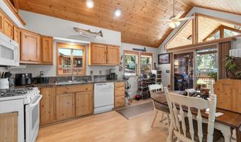 7900 Hyatt Prairie Rd # 16, Ashland, OR 97520