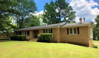 302 Lake Forest Rd, Greenwood, SC 29649