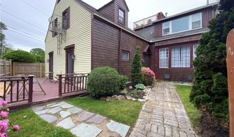 167 Coggeshall Ave A, Newport, RI 02840