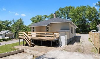 3201 Edgewood Ave, Alton, IL 62002