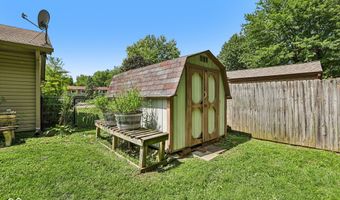 7515 Natchez Ct, Indianapolis, IN 46217