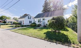 33 Providence Ave, East Providence, RI 02915
