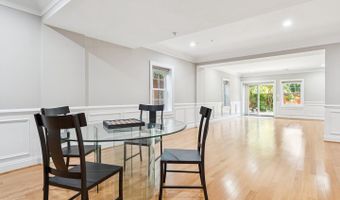 6111 DUNLEER Ct, Bethesda, MD 20817