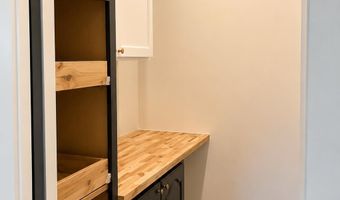923 S 8th St, Albion, NE 68620