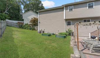 16 Taylor Ln, Warwick, RI 02886