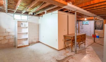 2055 S Ridge Rd W, Ashtabula, OH 44004