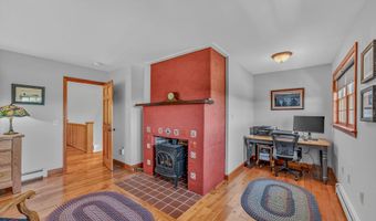 11 Loft Cir, Campton, NH 03223