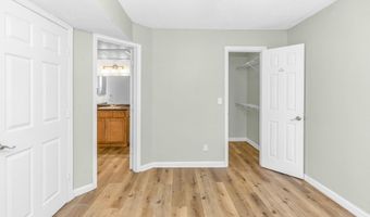 355 Lakepointe Dr 102, Altamonte Springs, FL 32701