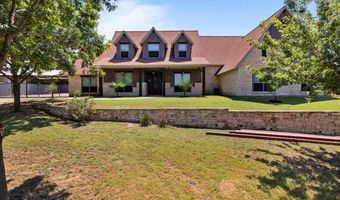 402 N Parkway Dr, Alvarado, TX 76009