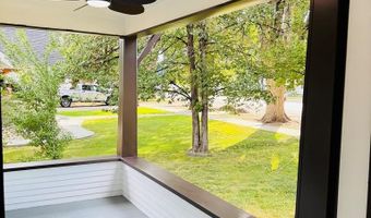 327 N University Ave, Blackfoot, ID 83221