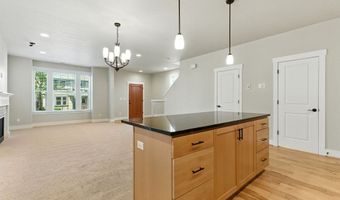 268 SW 204TH Ter, Beaverton, OR 97006