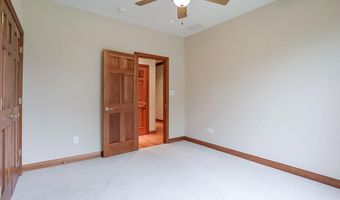 4380 Nottinghill Dr, Avon, IN 46123
