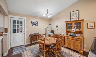 911 Mesa Verde Pl, Ames, IA 50014