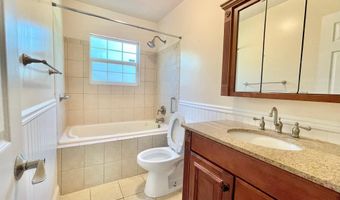 19 HICKORY Ln, Dover, DE 19904