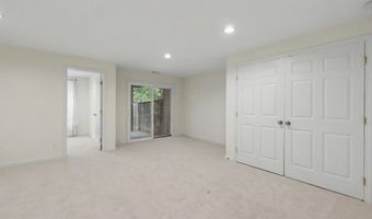 5438 SUMMER LEAF Ln, Alexandria, VA 22312