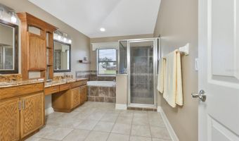 7318 GUILFORD PINE Ln, Apollo Beach, FL 33572