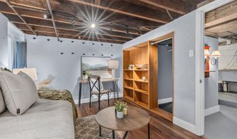 826 CEDARCROFT Rd, Baltimore, MD 21212