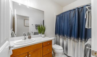 48 Hoku Puhipaka St, Kahului, HI 96732