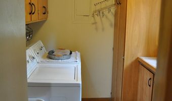 89016 BRIDGE St, Springfield, OR 97478