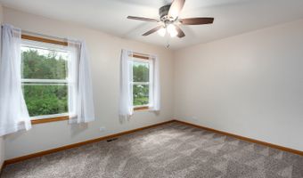 24200 W Deer Ridge Ln, Antioch, IL 60002