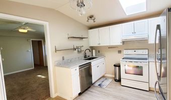 10550 SE 70th Ave 8, Milwaukie, OR 97222