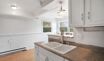 27 Mediterranean Ct, Barnegat, NJ 08005