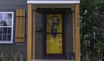 172 Fern St, Bangor, ME 04401