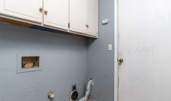 8212 WRANGLER Trl, Amarillo, TX 79110