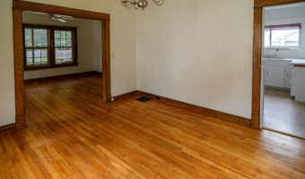 136 Oak Grove Ave, Brattleboro, VT 05301