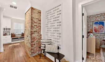 3020 Holt St, Charlotte, NC 28205