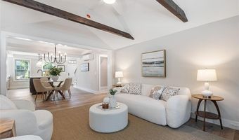 22 Castle St 3, East Greenwich, RI 02818