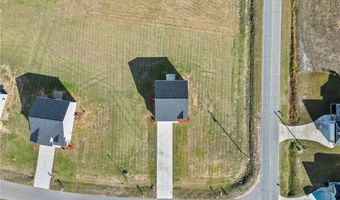 20 Buggy Top Ln, Autryville, NC 28318