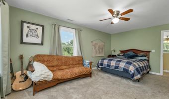 76 Curries Way, Brookfield, NH 03872