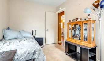 1042 Hartshorn St, Alliance, OH 44601