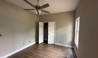 348 Laurelwood Dr, Boiling Springs, SC 29316