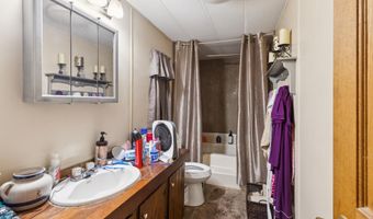 76 Railroad St, Auxier, KY 41602