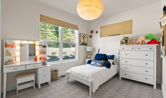 14833 Sunburst Dr, Bigfork, MT 59911