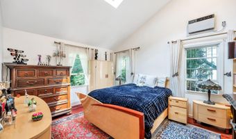 118 Grant Ave, Albertson, NY 11507