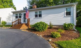 3 Onondega Rd, Narragansett, RI 02882