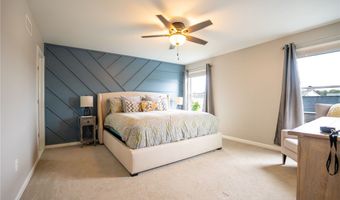 132 Boxelder Ln, Amherst, NY 14228