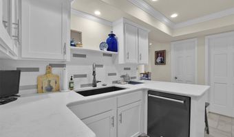 201 Paseo De Vida Loop, Altus, OK 73521