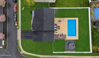 1 Prairie Ln, Bayville, NJ 08721