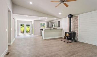 16 Duvall Ln, Bella Vista, AR 72715
