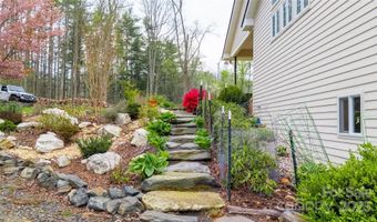 12 Riverview Dr, Bakersville, NC 28705
