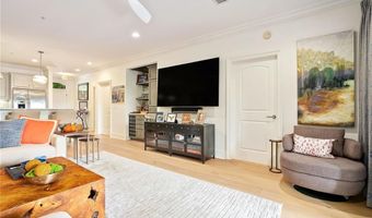 696 W MAGNOLIA Ave, Auburn, AL 36830