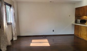 1 Red Lodge Dr 5, Alloway, NJ 07462