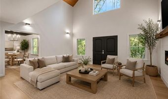 4434 S County Trl, Charlestown, RI 02813