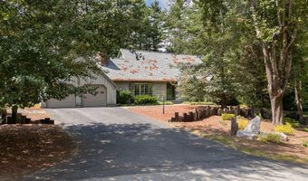 60 Boulder Dr, Auburn, ME 04210