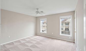 262 Evergreen Dr, Bayville, NJ 08721