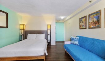 2463 Kuhio Ave 905, Honolulu, HI 96815